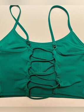 3/$30 ⭐️ VS Pink Ultimate Sports Bra Strappy Bralette green crisscross back